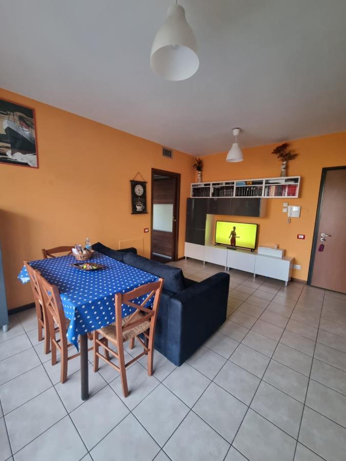 Ama Intero Bicocca Zona 9 Appartement Milan