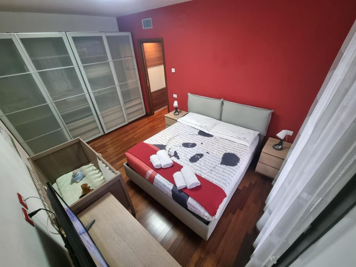 Ama Intero Bicocca Zona 9 Appartement Milan